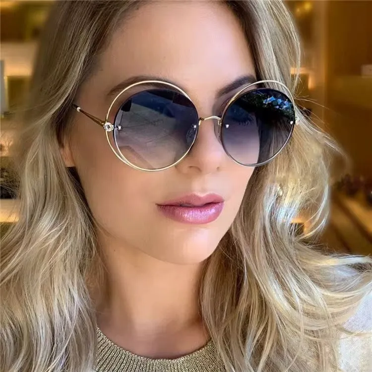 نظارات شمسية كلاسكية - Classic sunglasses