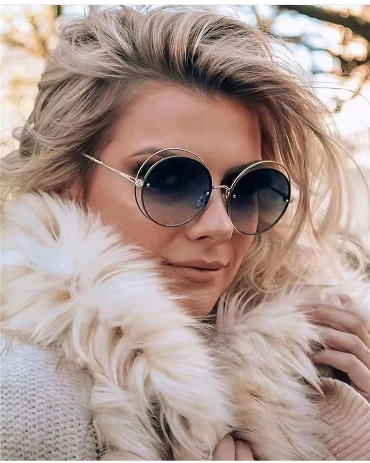 نظارات شمسية كلاسكية - Classic sunglasses