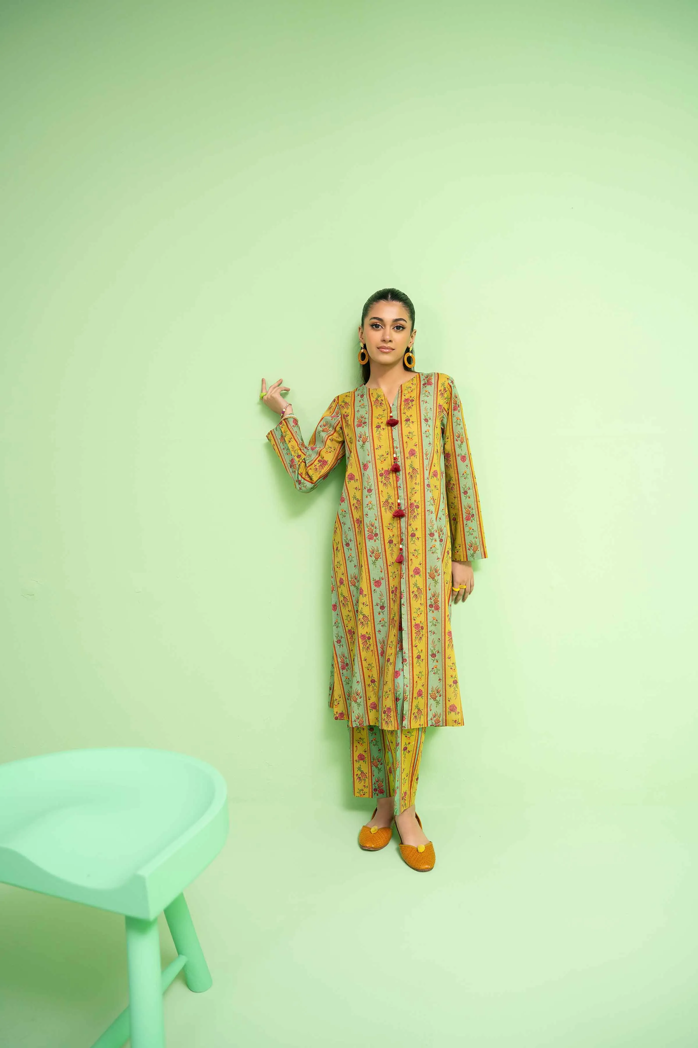 2 Piece - Printed Suit - PE24-366