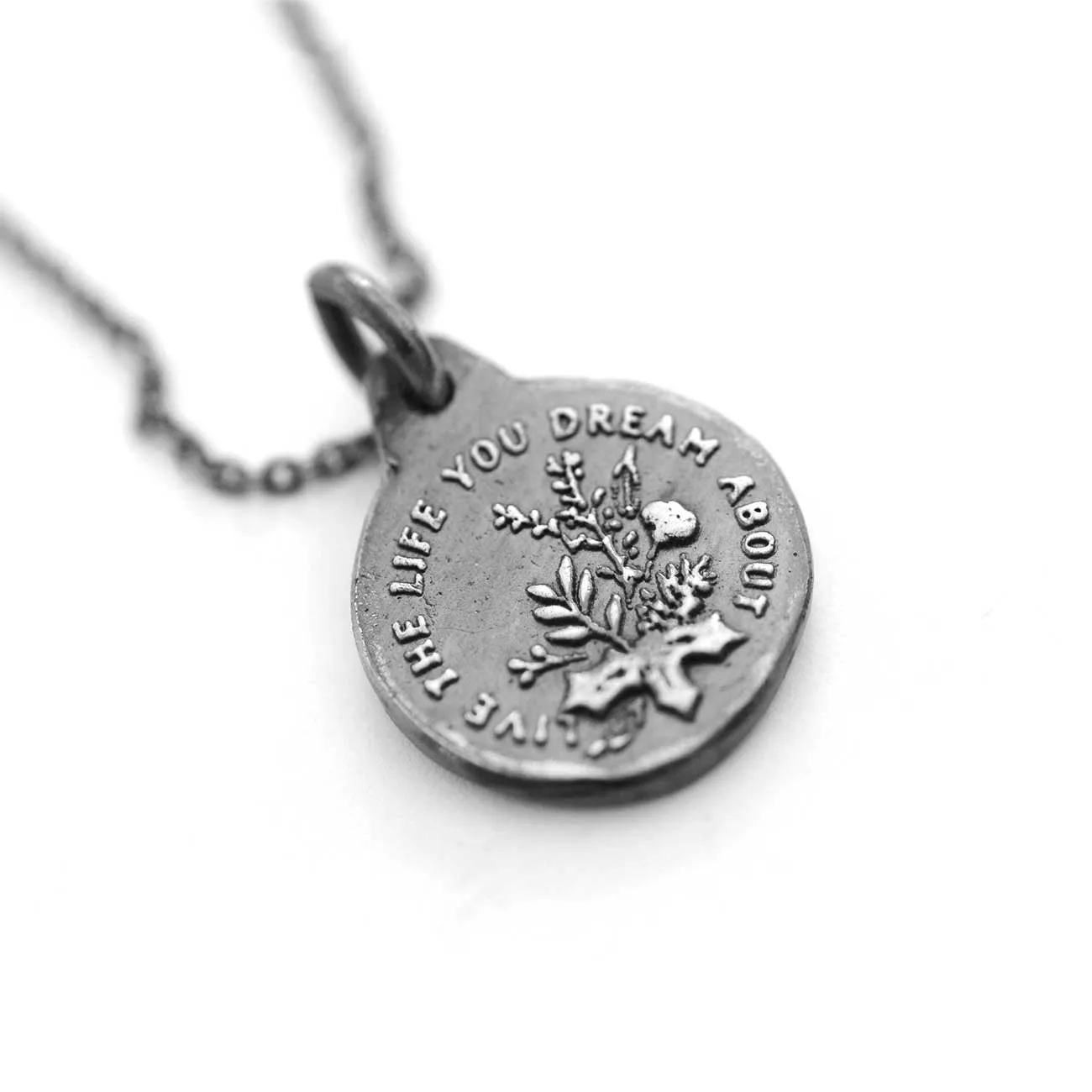 Dear Mom: Live the Life you Dream Necklace