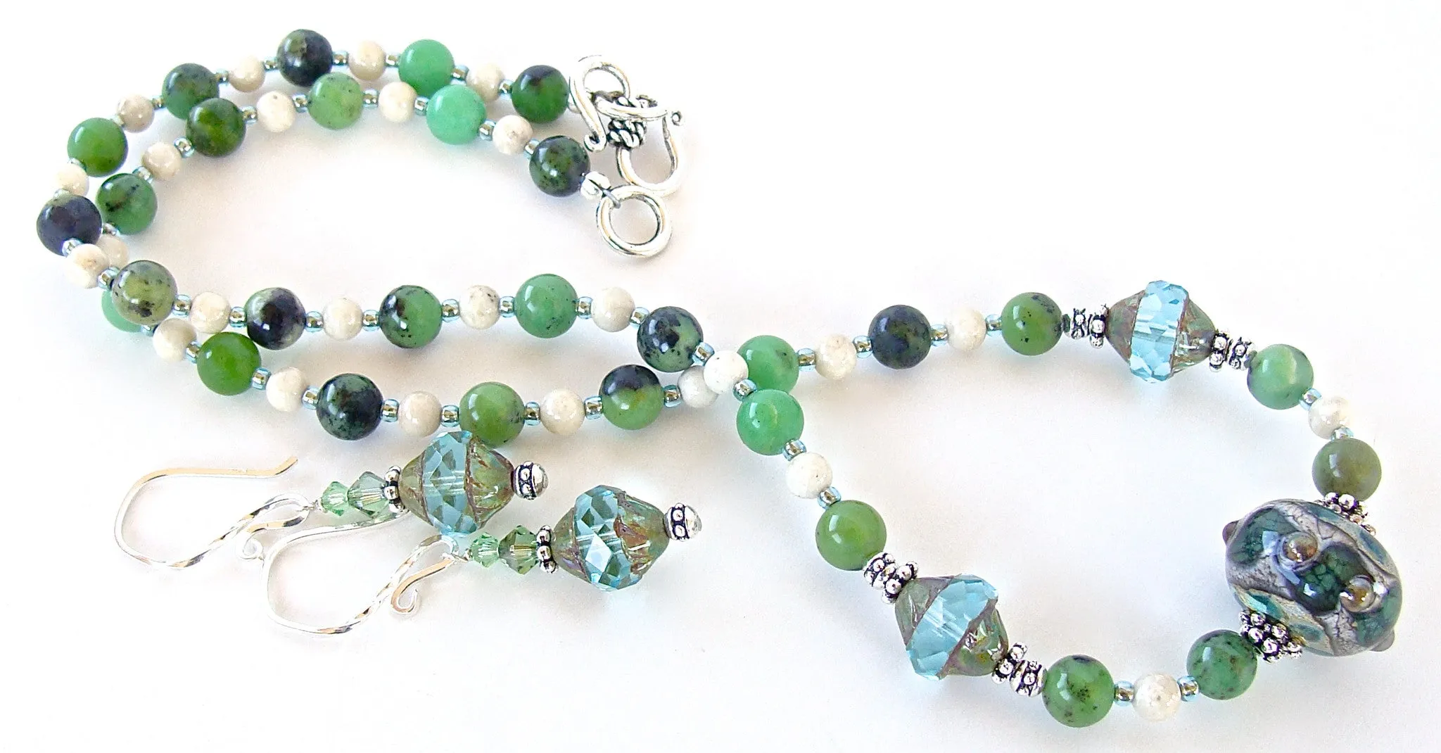 Finley: Green Stone Statement Necklace