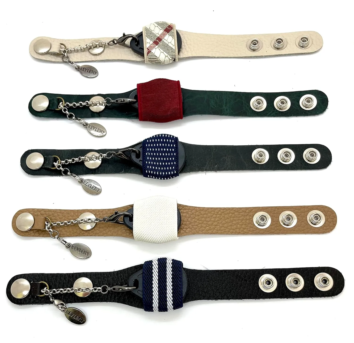 Leather key holder, Key fob bracelet, Key holder for keychain, Wristlet Fob Holder Bracelet, Key Ring Bangle Keychain, Door Fob Lanyard, House key holder, Office fob holder, Dorm Fob holder, Wristlet Key Ring (Green Leather Silver Chain)