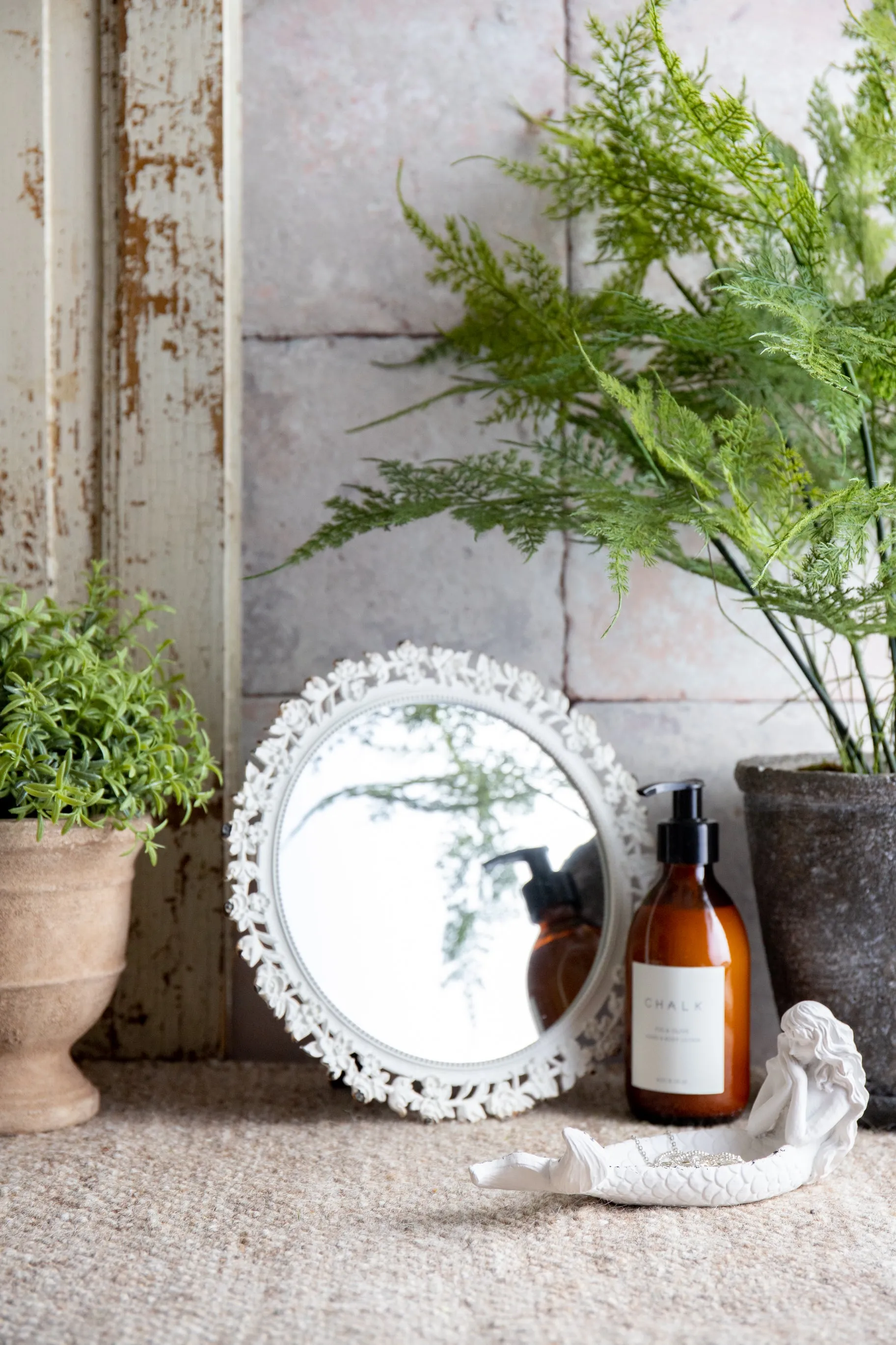 Round Mirror