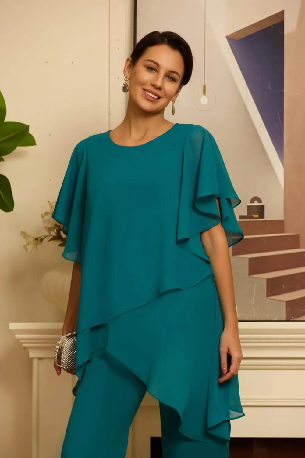 Short Sleeves Mother of the Bride Pant Suits for Wedding Chiffon Scoop Neck Wedding Guest Party Formal Outfit