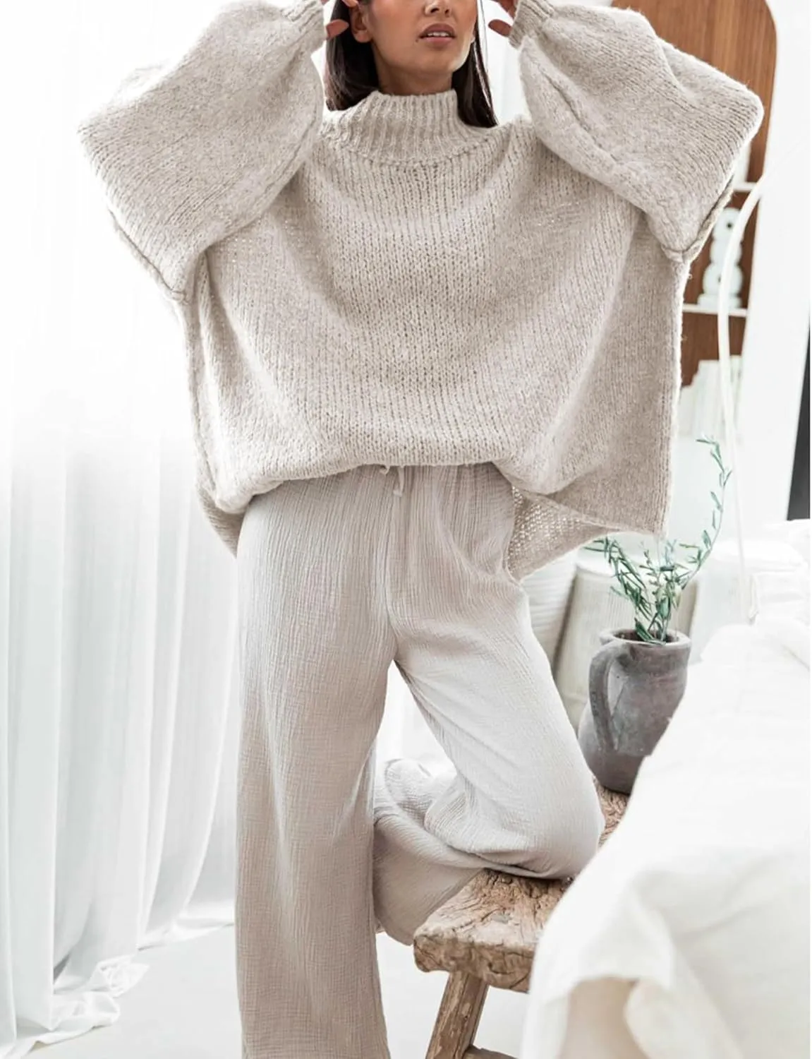 Women's Oversized Crewneck Fall Sweaters for Women 2024 Long Sleeve Fuzzy Knit Chunky Pullover Sweater