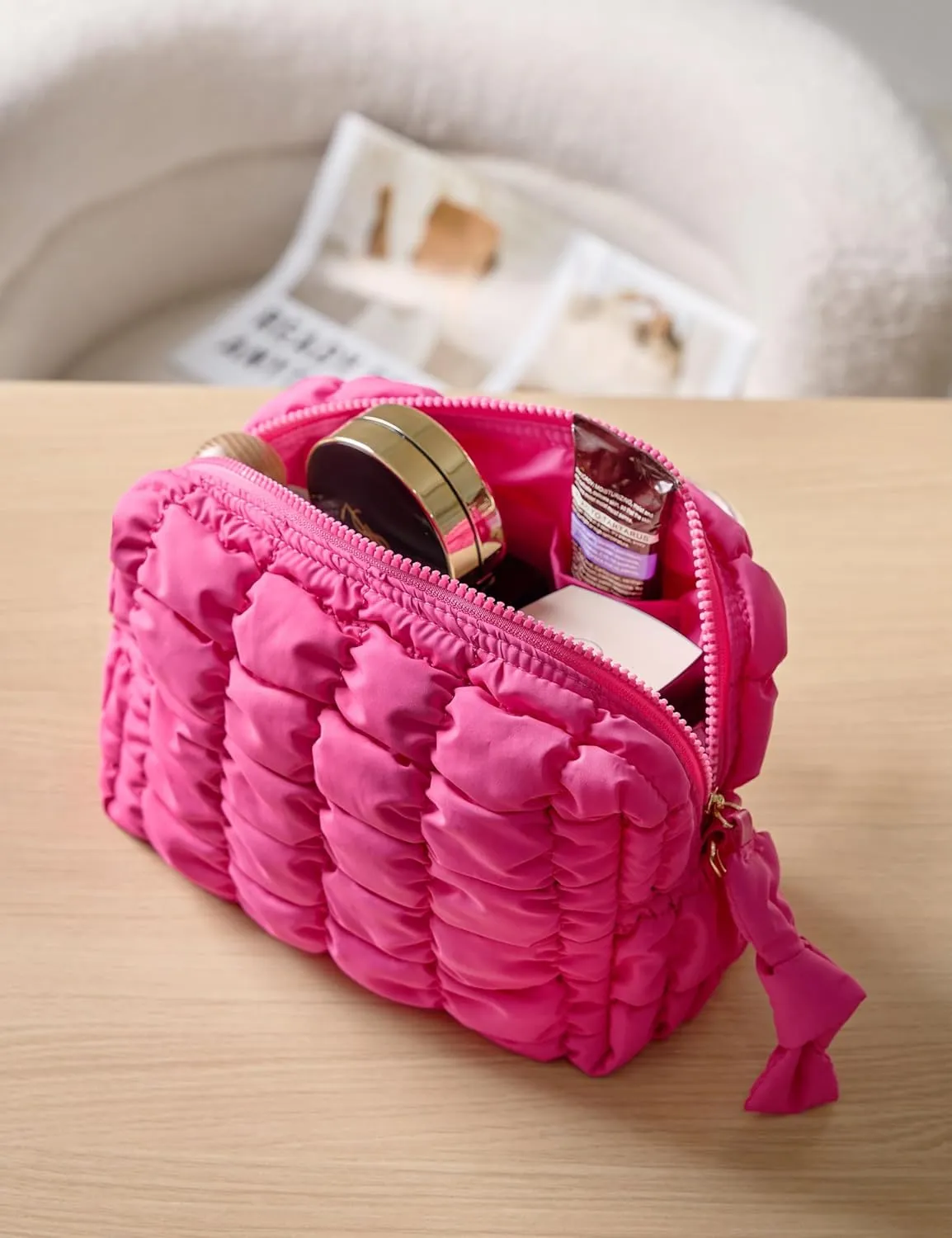 Yarnic Quilted Makeup Bag Cosmetic Bag, Travel Toiletry Bag for Women, Cute Makeup Bag Organizer Hot Pink Puffer Makeup Pouch (M, Hot Pink)